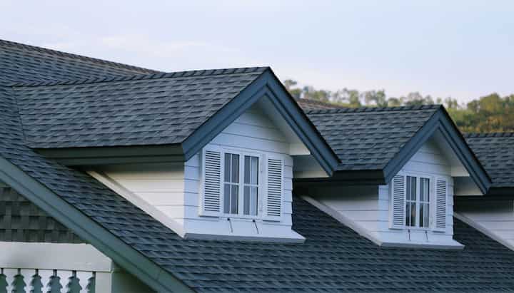 A home features a brand-new roof installation installed by expert roofing contractors in Minneapolis, Minnesota.