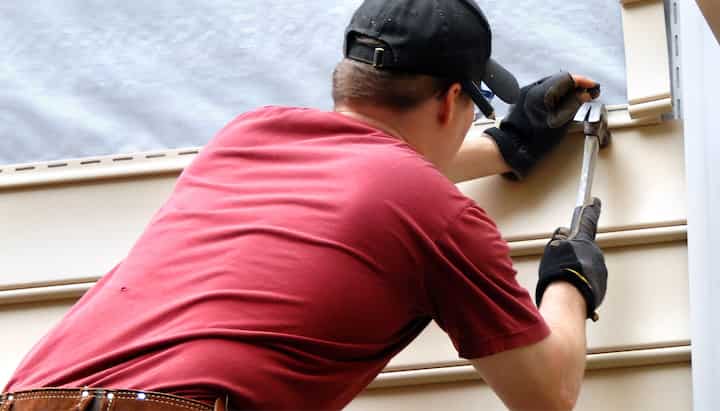 Highly-trained siding replacement services in Minneapolis, Minnesota